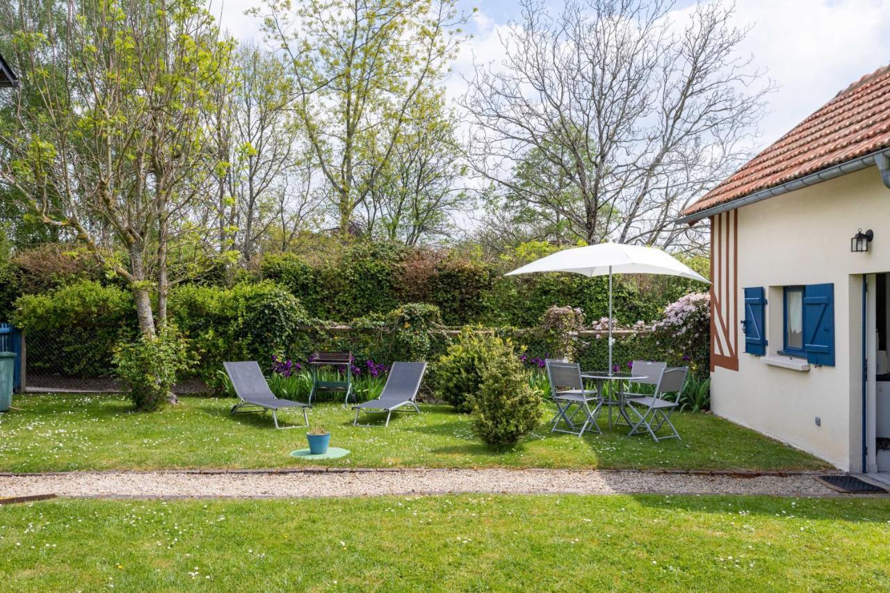 Le Cottage Normand Annebault ภายนอก รูปภาพ